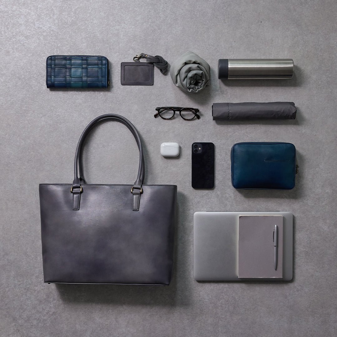 Antique Slim Tote - Image 4