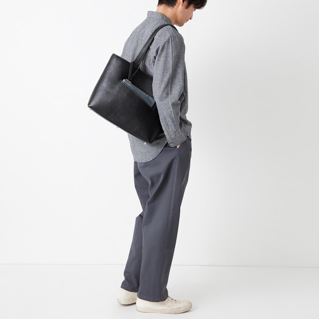 Linear Tote M - Image 4