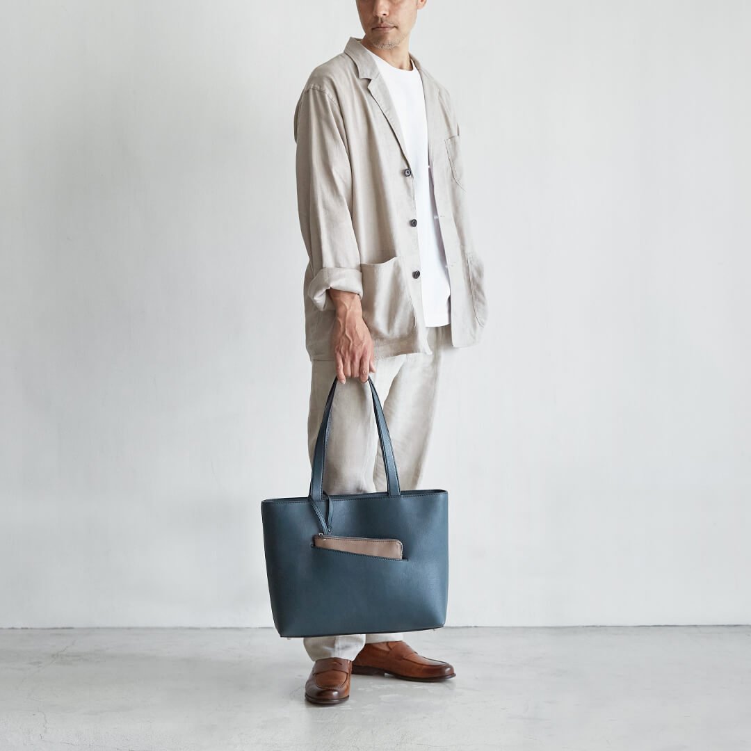 Linear Tote M - Image 6