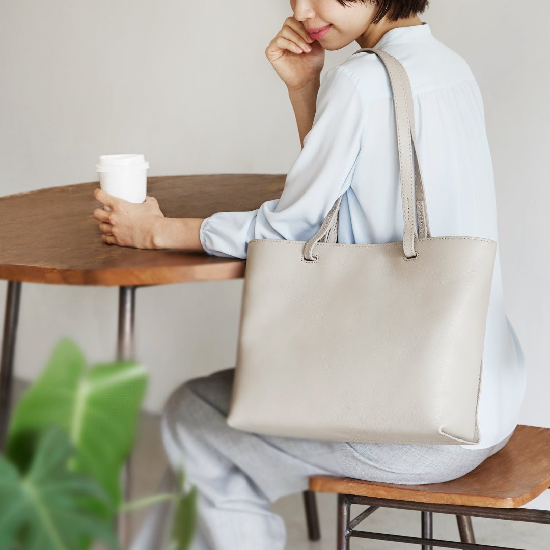 Sou Light Tote - Image 9